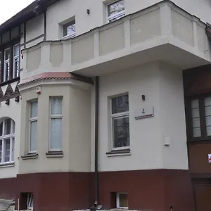  Проживание в семье Na Wynajem