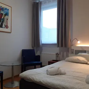  Проживание в семье Goscinne
